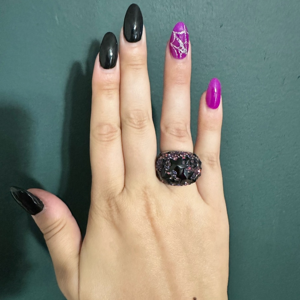 Swarovski Purple Pink Crystal Star Black Ring size Small